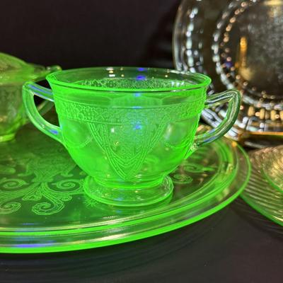 LOT 119W: Vintage Uranium Glass Collection: Sugar Bowls, Plates & Platter