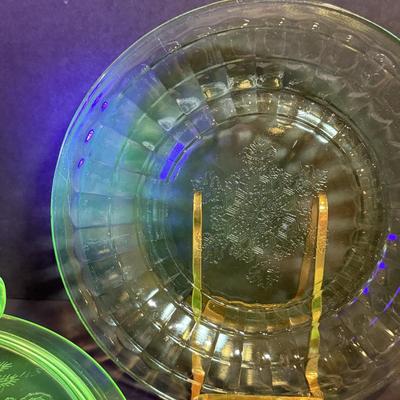 LOT 119W: Vintage Uranium Glass Collection: Sugar Bowls, Plates & Platter