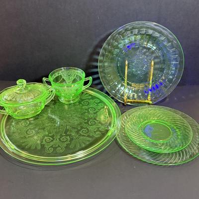 LOT 119W: Vintage Uranium Glass Collection: Sugar Bowls, Plates & Platter