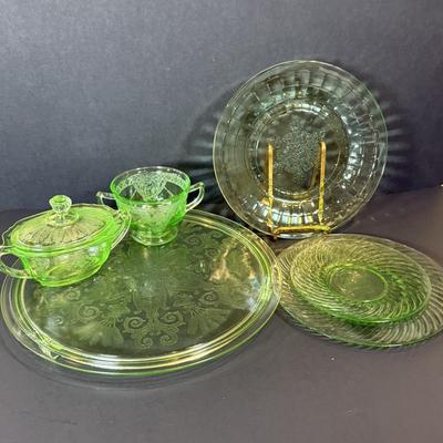 LOT 119W: Vintage Uranium Glass Collection: Sugar Bowls, Plates & Platter