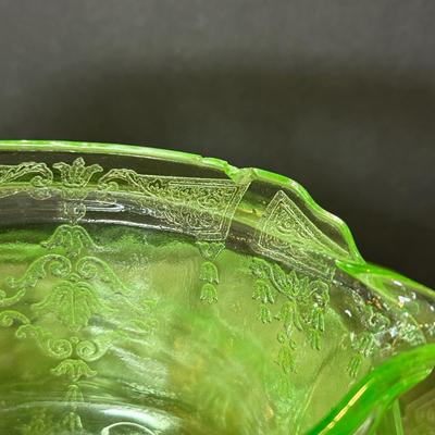 LOT 120K: Chipped Pieces of Vintage Uranium Glass - Great for Crafting!