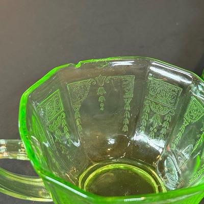 LOT 120K: Chipped Pieces of Vintage Uranium Glass - Great for Crafting!