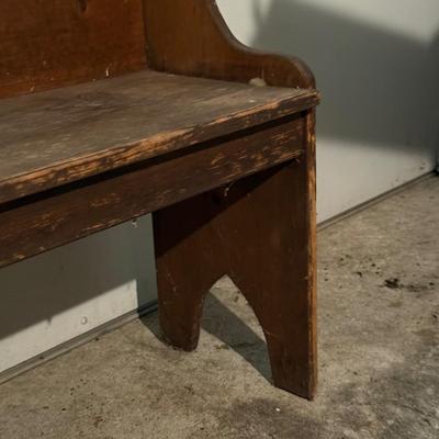 LOT 123G: Vintage Hand Made Wooden Heart Bench