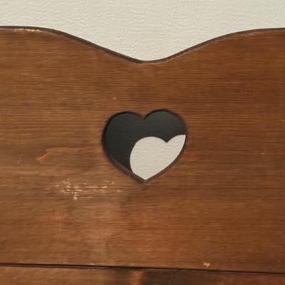 LOT 123G: Vintage Hand Made Wooden Heart Bench