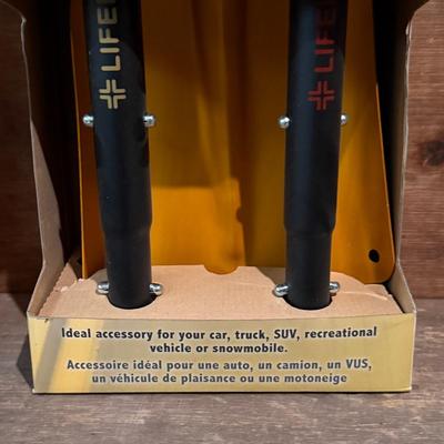 LOT 125G: Collection Of Snow Shovels