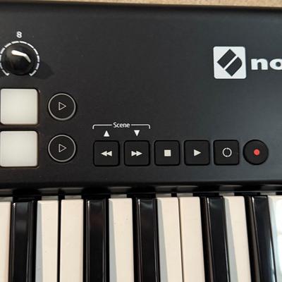 LOT 127G: Novation LaunchKey 49