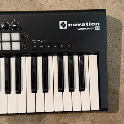 LOT 127G: Novation LaunchKey 49