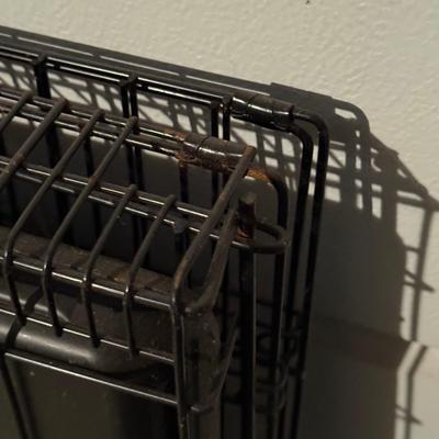 LOT 128G: Large Pet Crate