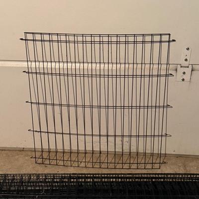 LOT 128G: Large Pet Crate