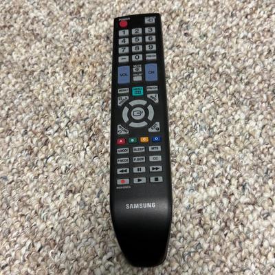 LOT 133B: Samsung LCD TV Monitor Model B2230HD