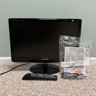 LOT 133B: Samsung LCD TV Monitor Model B2230HD