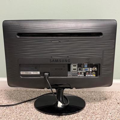 LOT 133B: Samsung LCD TV Monitor Model B2230HD
