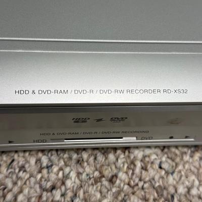 LOT 135B: Toshiba RD-XS32SU Recorder