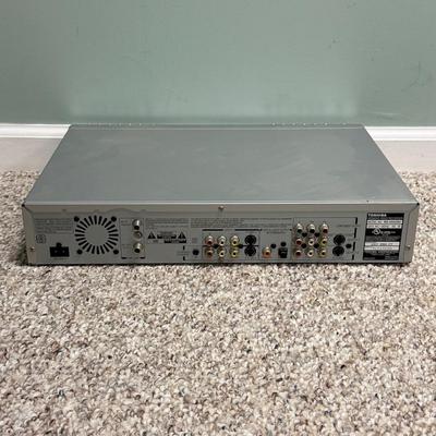 LOT 135B: Toshiba RD-XS32SU Recorder