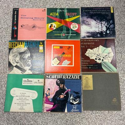 LOT 137B: Record Collection