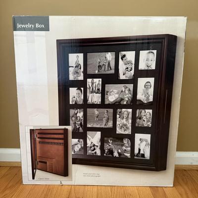 LOT 140L: Photo Display Jewelry Box NIB