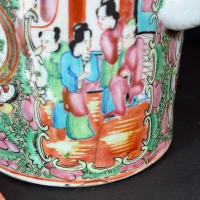 LOT 141W: Antique 19th Century Chinese Familie Teapot w/ Travel Basket
