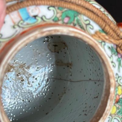 LOT 141W: Antique 19th Century Chinese Familie Teapot w/ Travel Basket