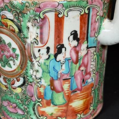 LOT 141W: Antique 19th Century Chinese Familie Teapot w/ Travel Basket