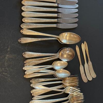LOT 148K: Vintage 1847 Rodgers Bros IS Flatware