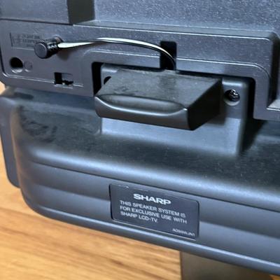 LOT 150U: Sharp Aquos TV LC-37D6U