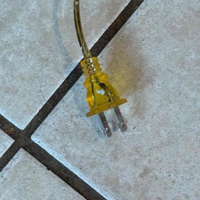 LOT 152L: Vintage Cast Metal Don Juan Table Lamp