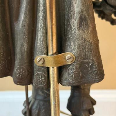 LOT 152L: Vintage Cast Metal Don Juan Table Lamp