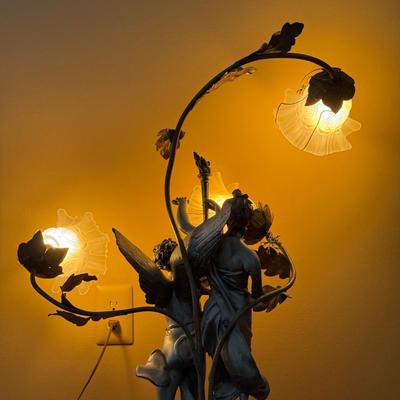 LOT 153L: Beautiful Made in France Table Lamp Signed by Artist