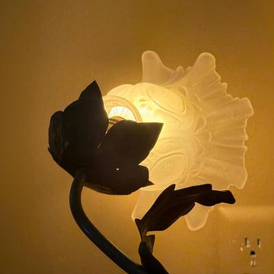 LOT 153L: Beautiful Made in France Table Lamp Signed by Artist