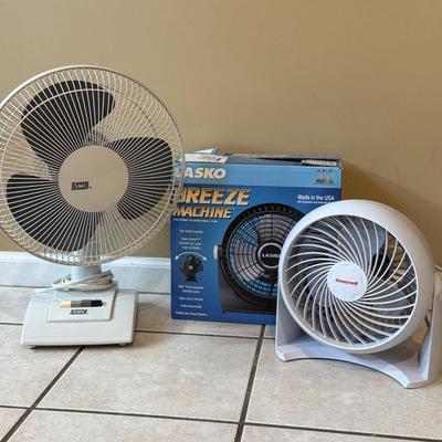 LOT 171W: Lasko Breeze Machine Table Fan & More
