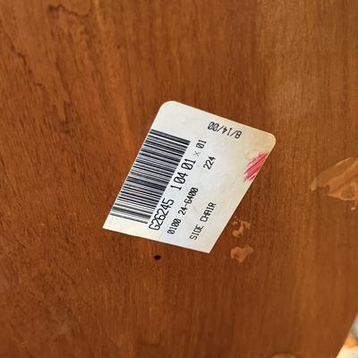 LOT 174K: Ethan Allen Dinning Table w/ Drawers, 4 Matching Chairs, Two Leafs & Pads