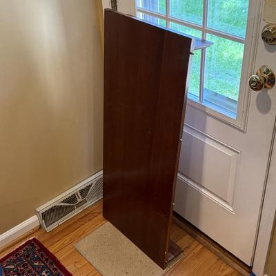 LOT 174K: Ethan Allen Dinning Table w/ Drawers, 4 Matching Chairs, Two Leafs & Pads