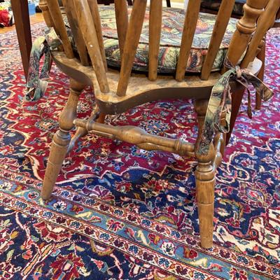 LOT 174K: Ethan Allen Dinning Table w/ Drawers, 4 Matching Chairs, Two Leafs & Pads