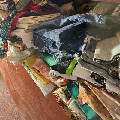 Large Fabric Lot #4 (BF1-JS)
