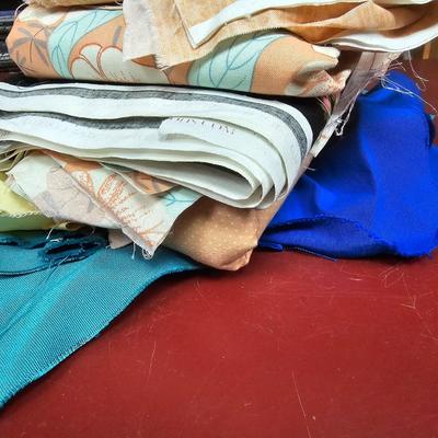 Large Fabric Lot #4 (BF1-JS)
