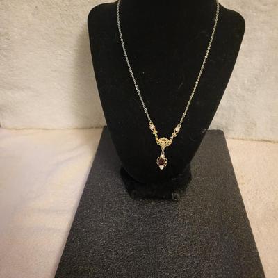 DOWNTON ABBEY NECKLACE AND EARRING SET