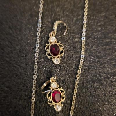 DOWNTON ABBEY NECKLACE AND EARRING SET