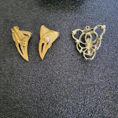 STAR BEAD NECKLACE, 12K GOLD FILLED HEART SET, 1 PENDANT AND PAIR OF EARRINGS
