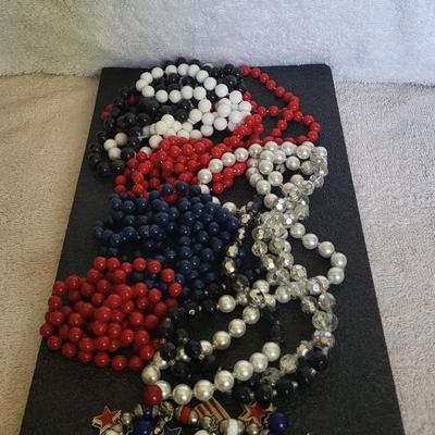 PATRIOTIC LOT OF BEADED NECKLACES AND BRACELET
