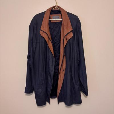 Johnston & Murphy, St. John’s Bay, and More Women’s Jackets - Sizes M-XL (PC-DZ)