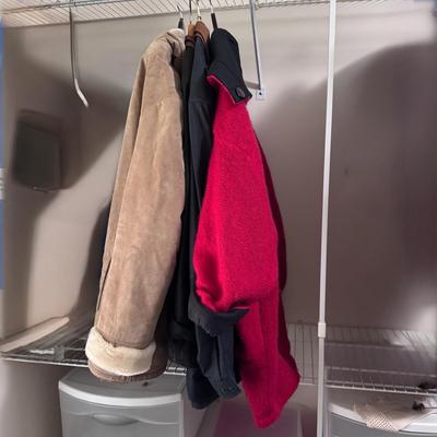 Johnston & Murphy, St. John’s Bay, and More Women’s Jackets - Sizes M-XL (PC-DZ)