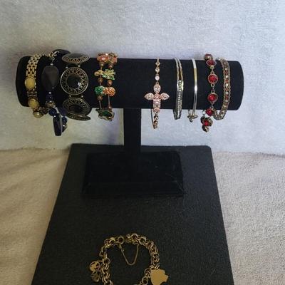 10 COSTUME BRACELETS