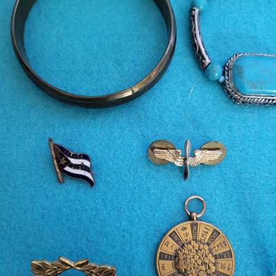 MEDALS, BADGES, PINS AND MORE