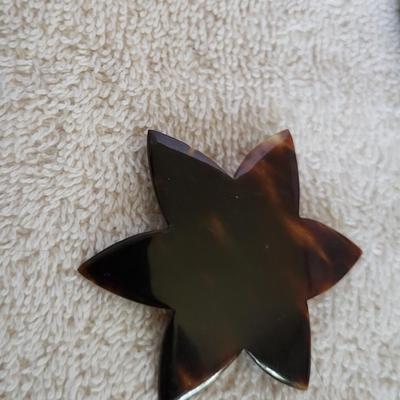 AURORA BOREALIS CRYSTAL BROOCH AND 3 OTHER VINTAGE BROOCHES