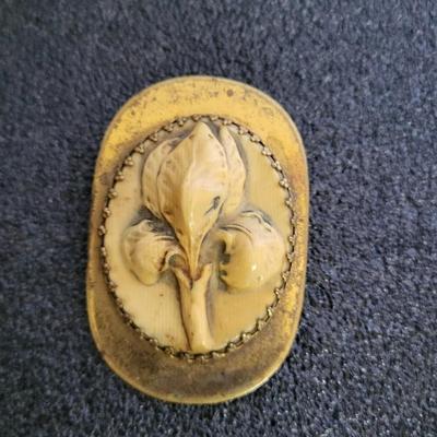 VERY OLD CAMEO BROOCH, RARE FLOWER BROOCH AND RHINESTONE FLOWER BROOCH