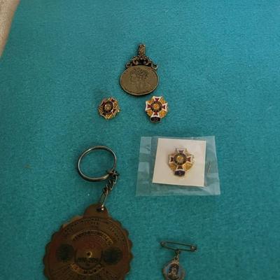 1825 BRONZE GEORGE IV REPLICA, VINTAGE CALENDAR KEYCHAIN AND MORE