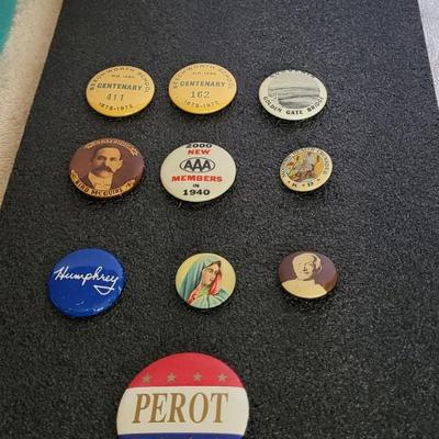 VINTAGE PINBACK BUTTONS
