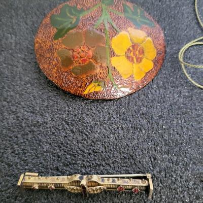 VINTAGE JEWELRY