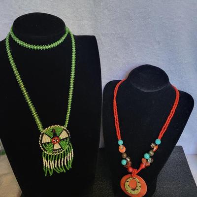 1970'S BEADED NATIVE AMERICAN NECKLACE & A PRETTY ORANGE HUE NECKLACE