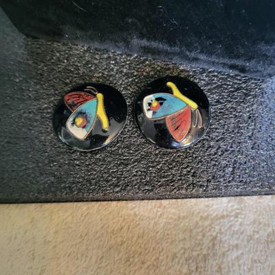 VINTAGE ENAMEL JEWELRY